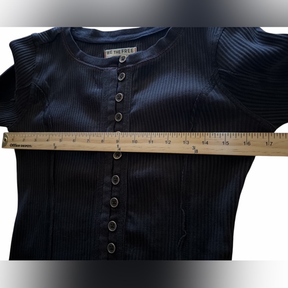 Free People We The Free Daria Cuff Cardi Size Small Black With Red Hearts NEW - Picture 12 of 14